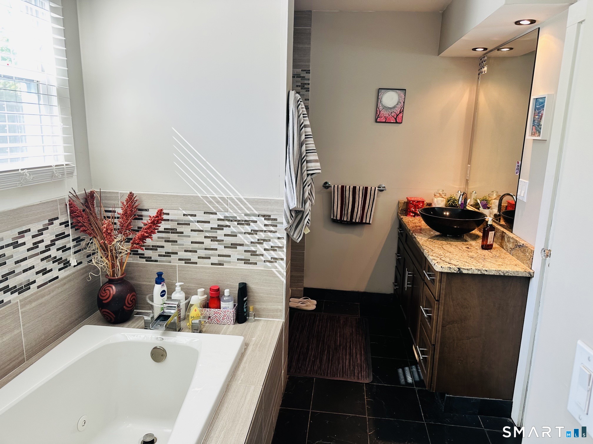 20 Lafayette Street Norwich CT 06360