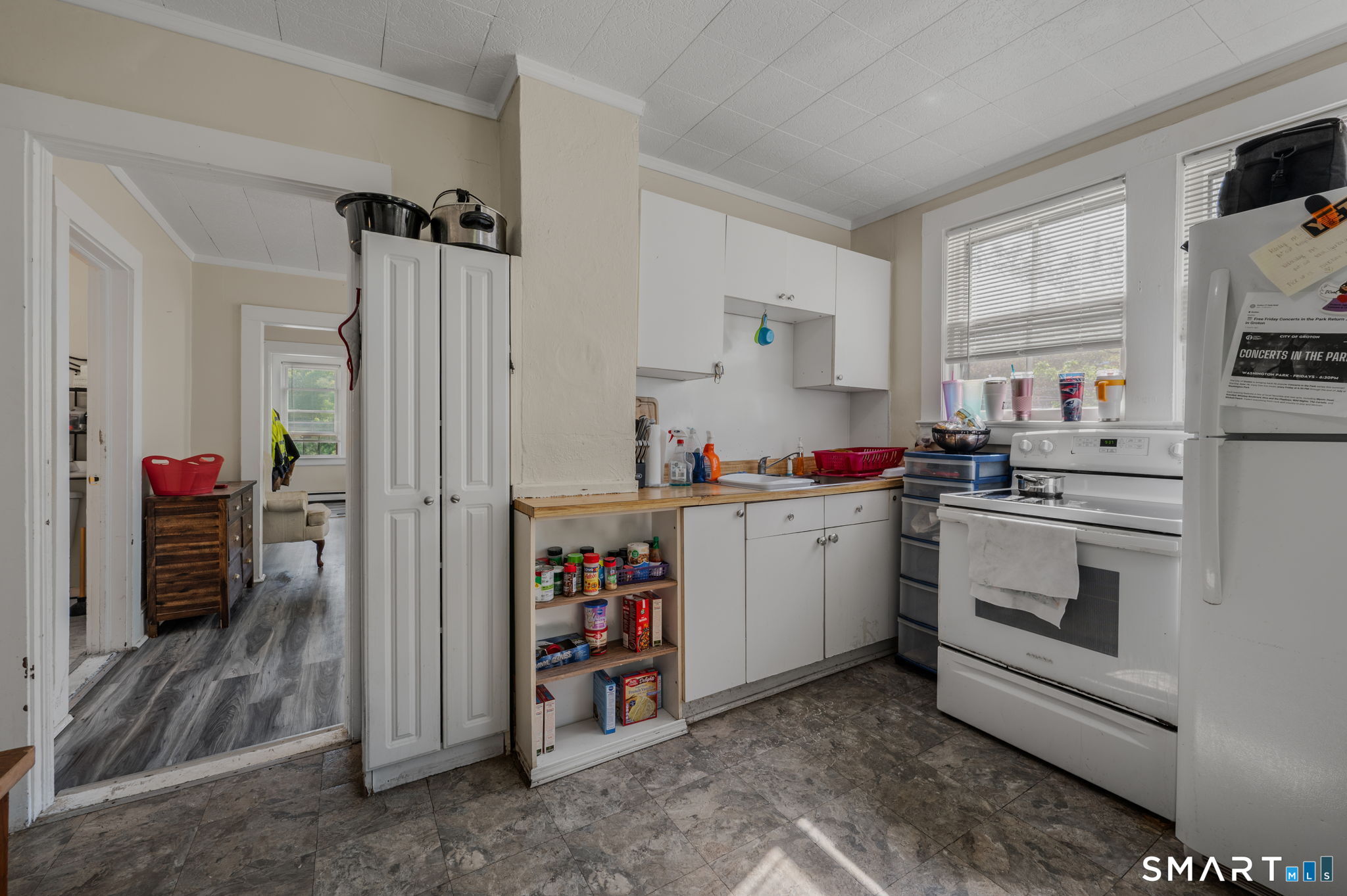 231 Poquonnock Road Groton CT 06340