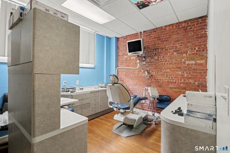 825 Grand Avenue New Haven CT 06511
