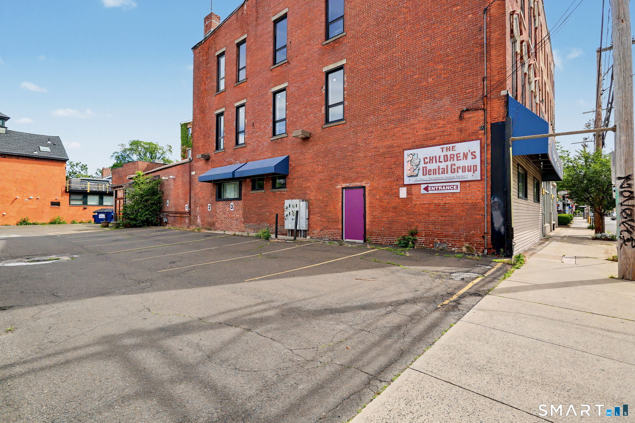 825 Grand Avenue New Haven CT 06511