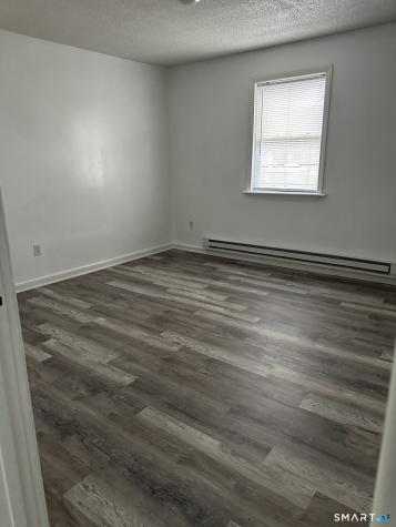 27 North Main Street Thomaston CT 06787