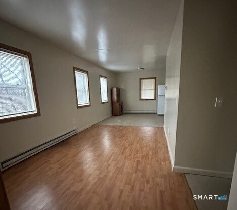 27 North Main Street Thomaston CT 06787