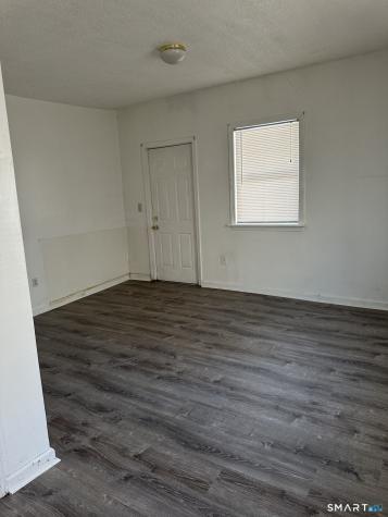 27 North Main Street Thomaston CT 06787