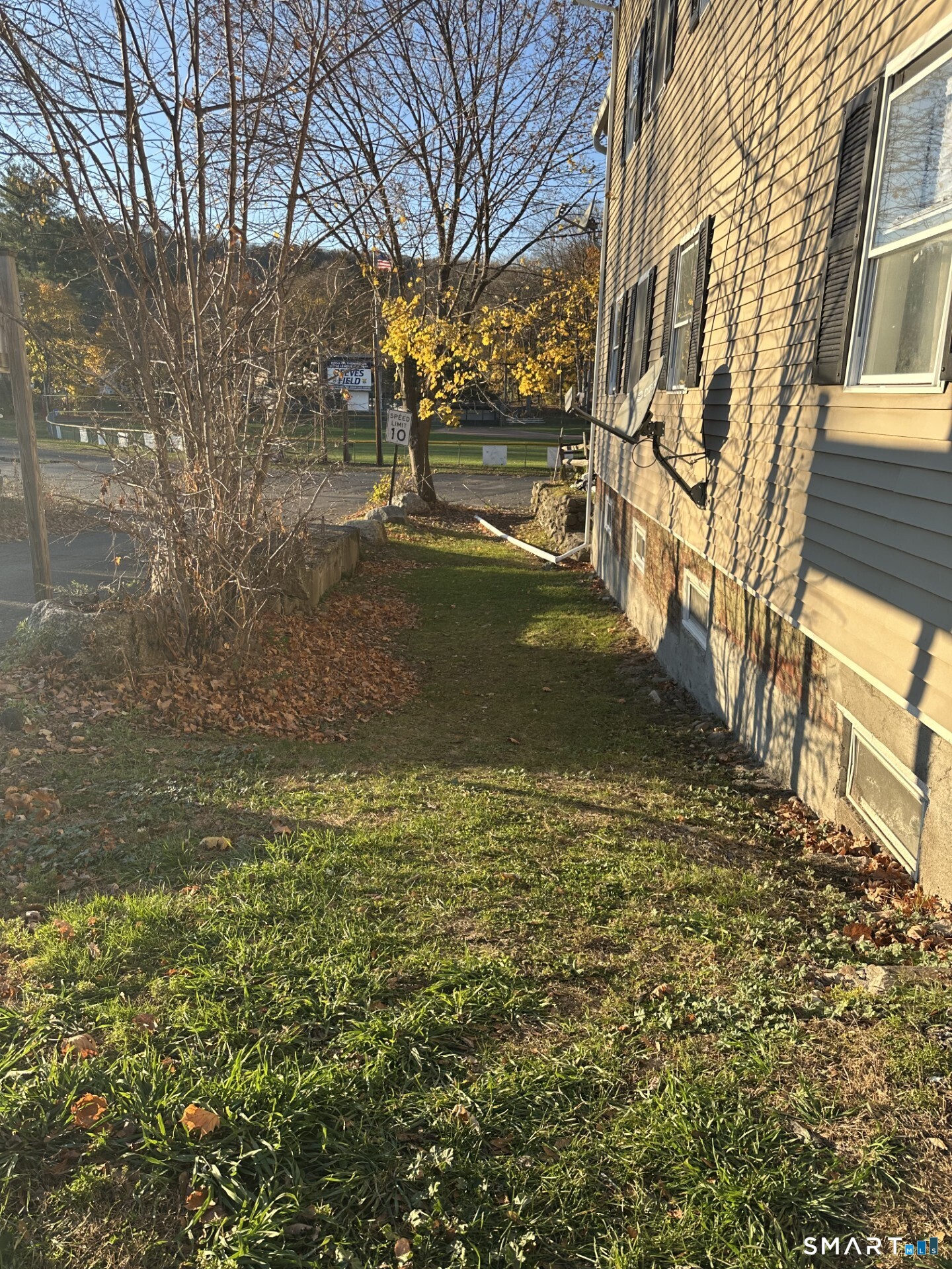 27 North Main Street Thomaston CT 06787