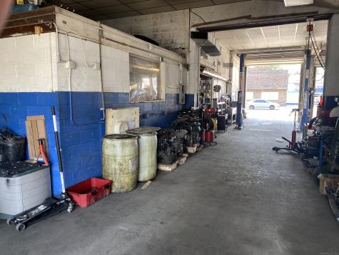 1833 East Main Street Waterbury CT 06705
