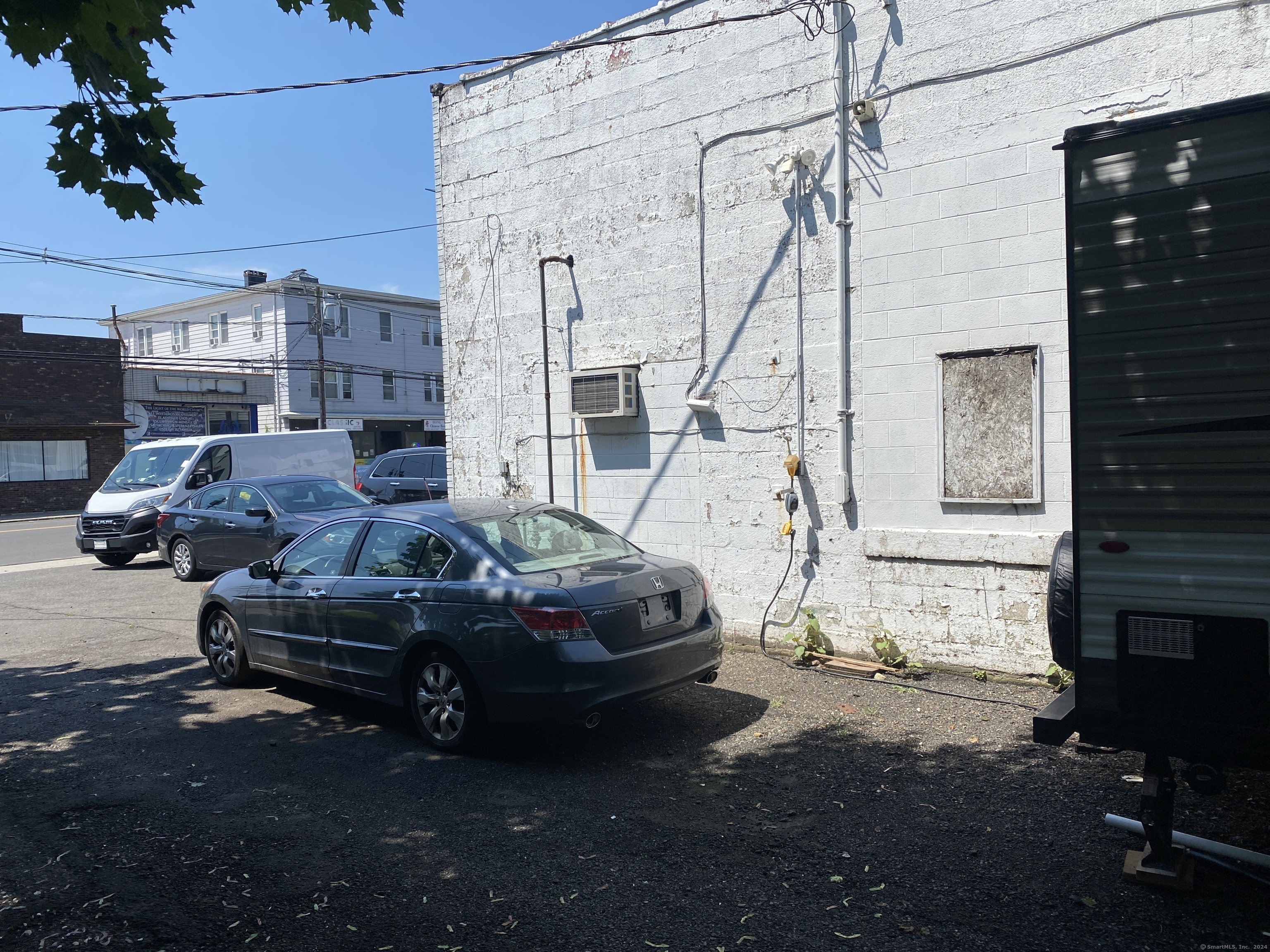 1833 East Main Street Waterbury CT 06705
