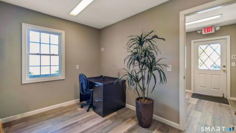 84 State Route 37 Road New Fairfield CT 06812