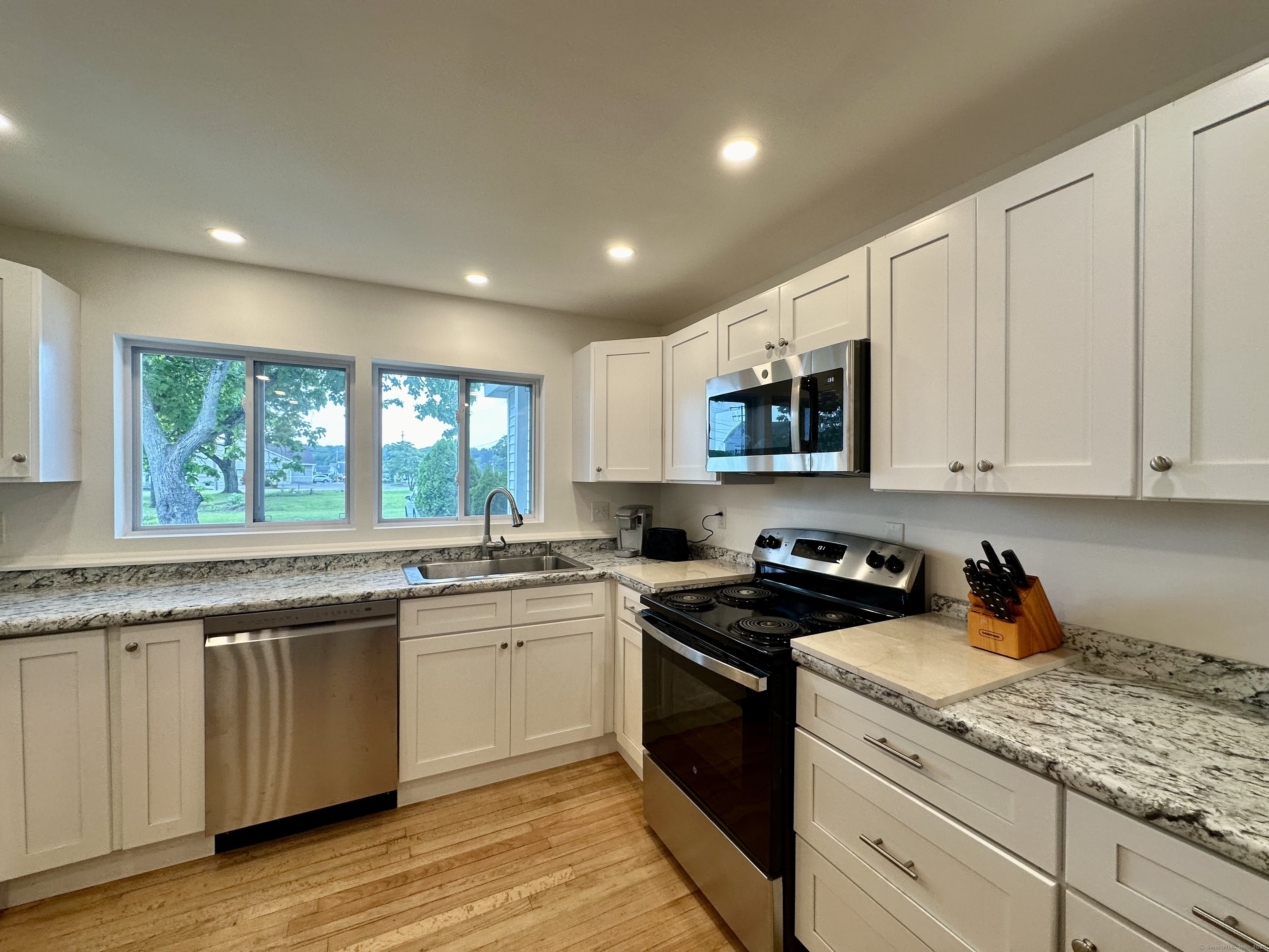 60 Boston Post Road Madison CT 06443