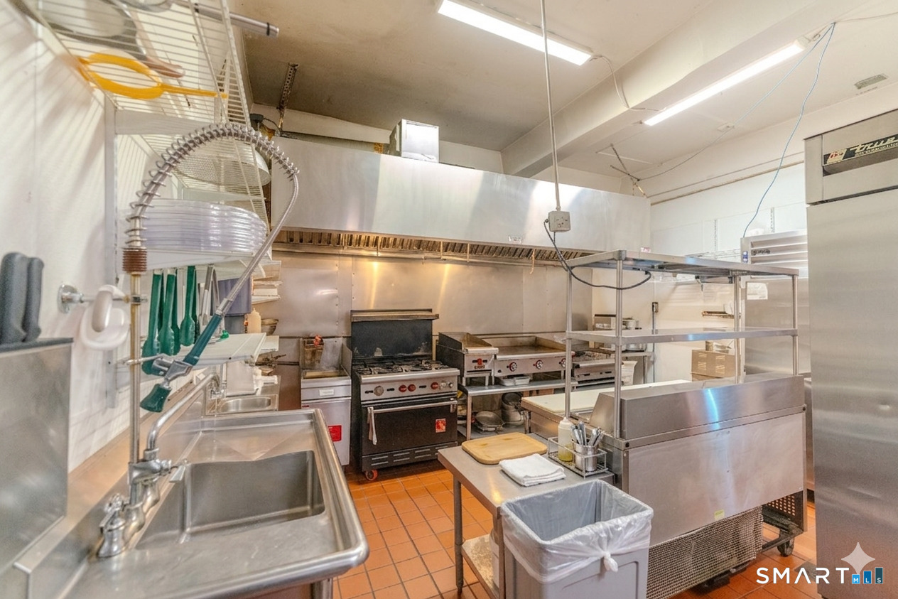 420 East Main Street Bridgeport CT 06608
