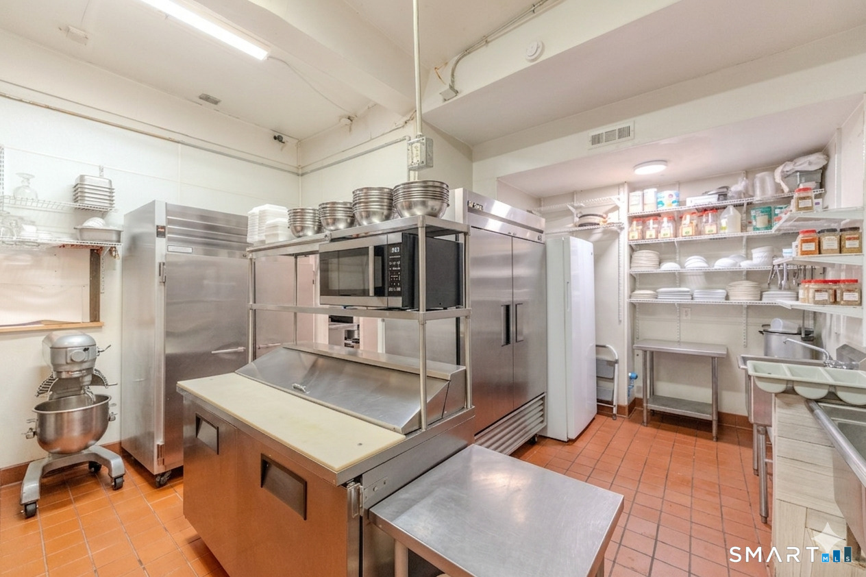 420 East Main Street Bridgeport CT 06608