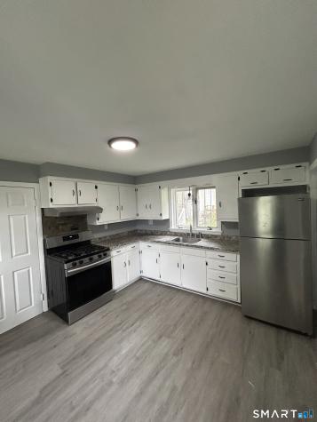 27 North Main Street Norwich CT 06360