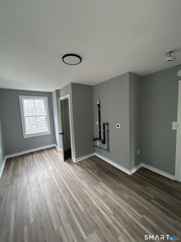 27 North Main Street Norwich CT 06360