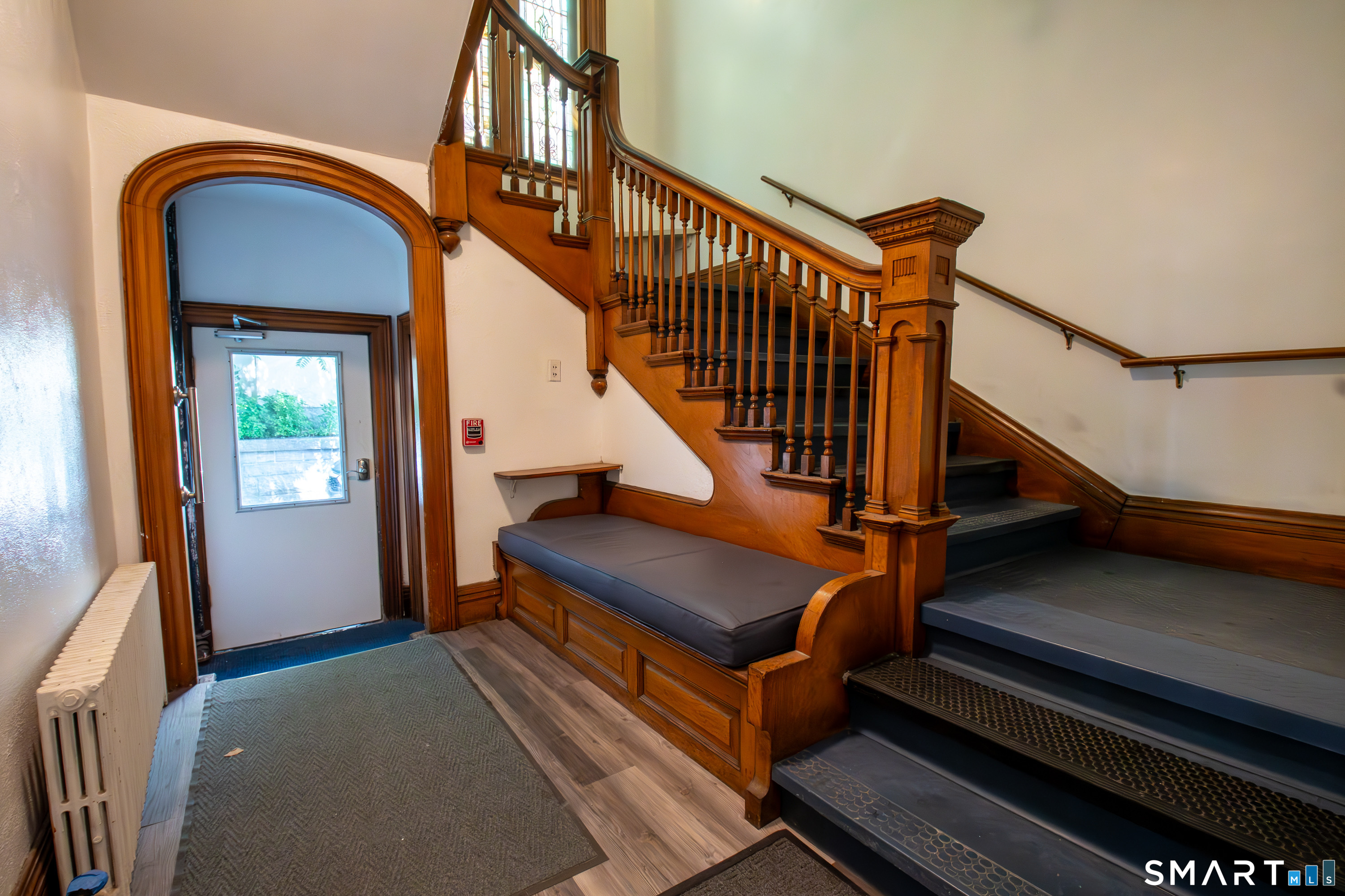 27 Broad Street New London CT 06320