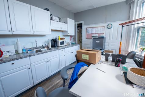 27 Broad Street New London CT 06320