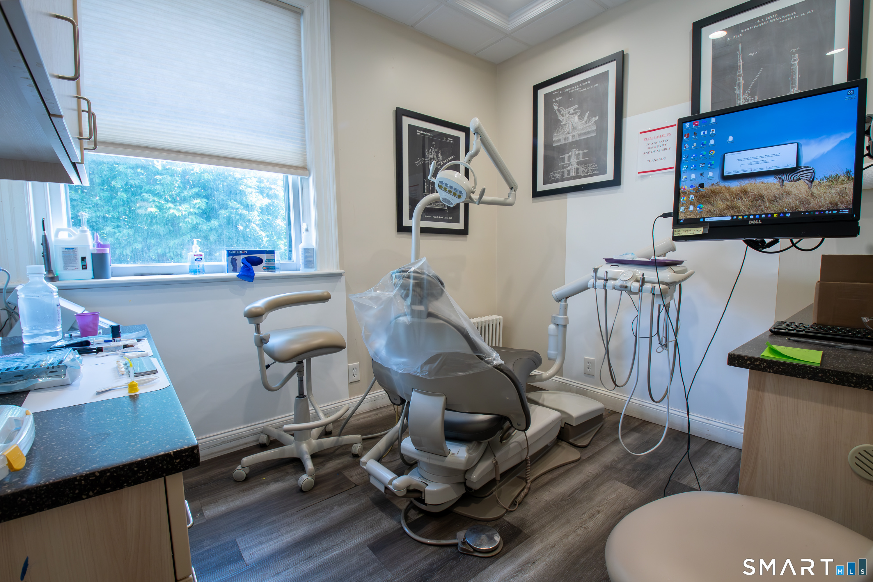 27 Broad Street New London CT 06320