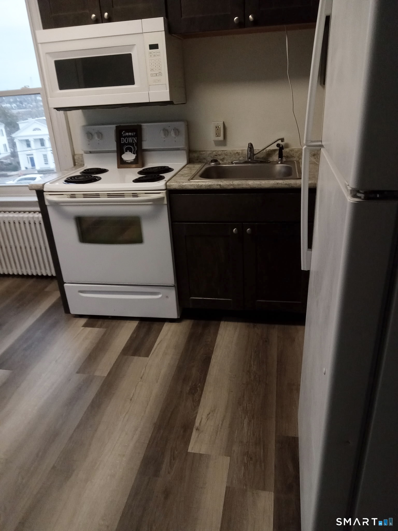 27 Broad Street New London CT 06320