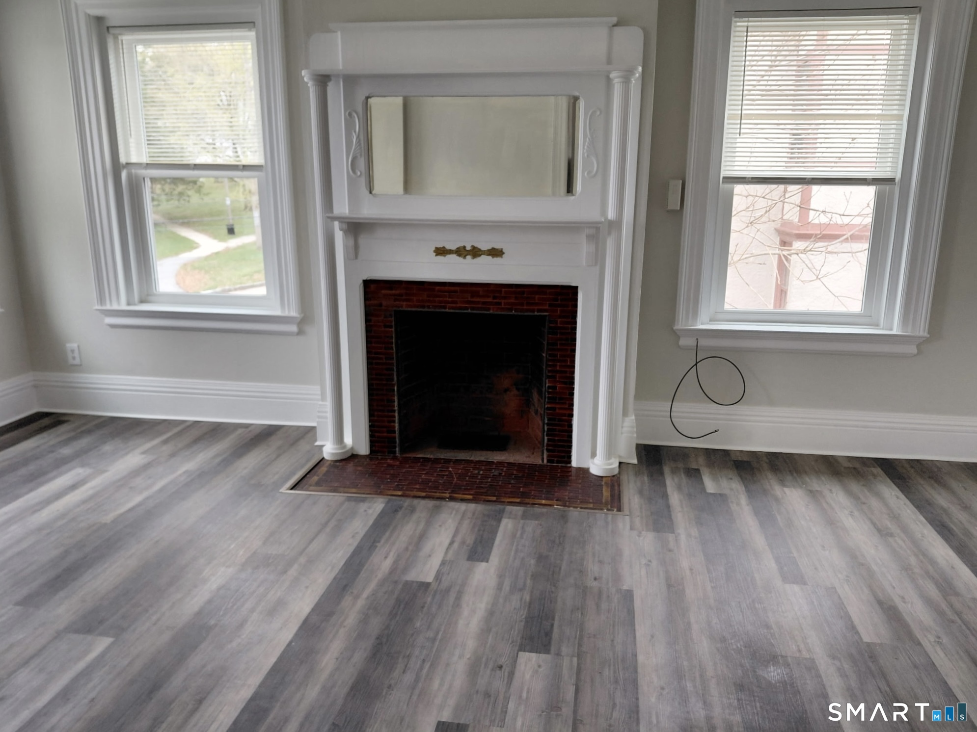 27 Broad Street New London CT 06320
