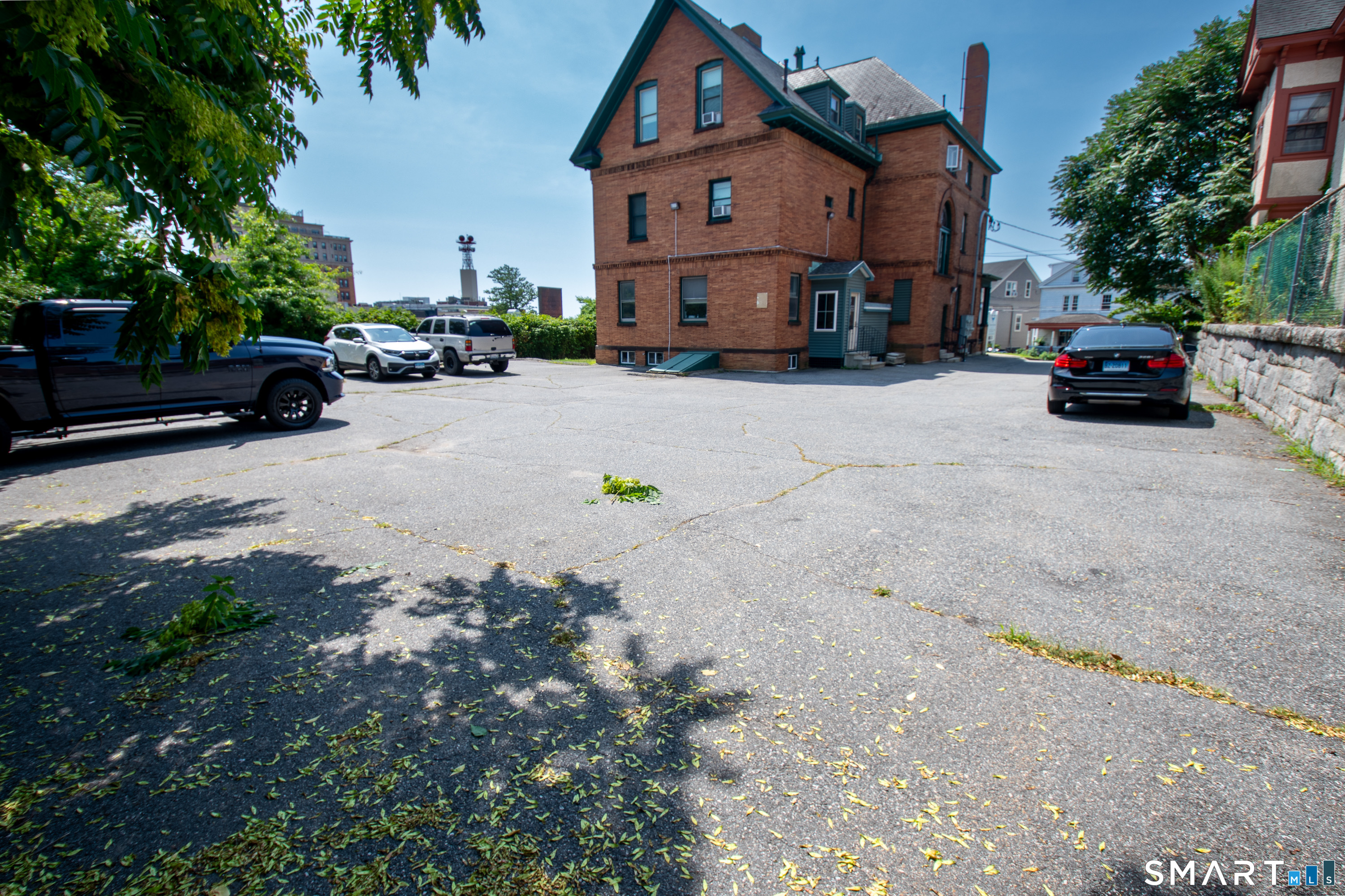 27 Broad Street New London CT 06320