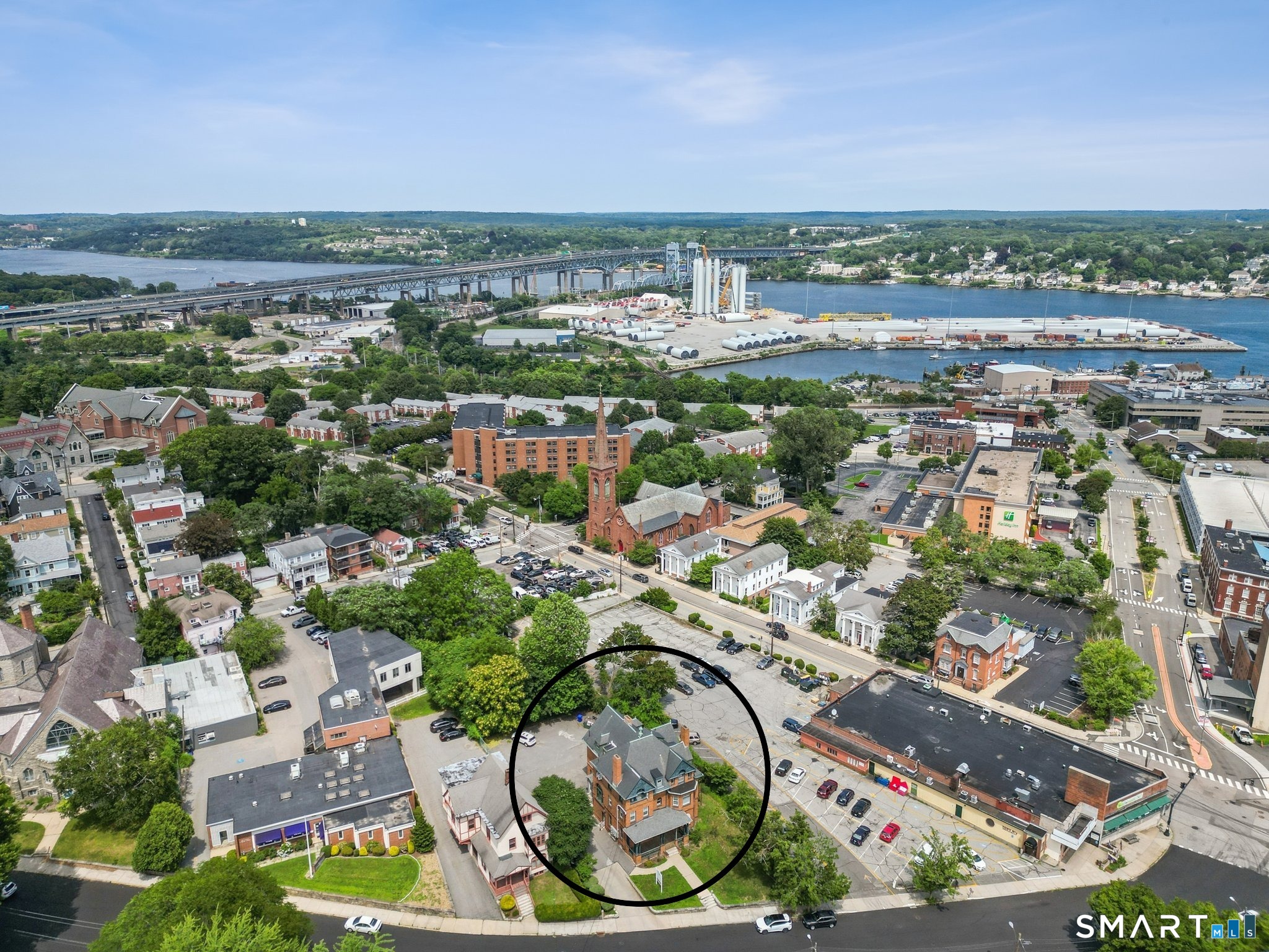 27 Broad Street New London CT 06320