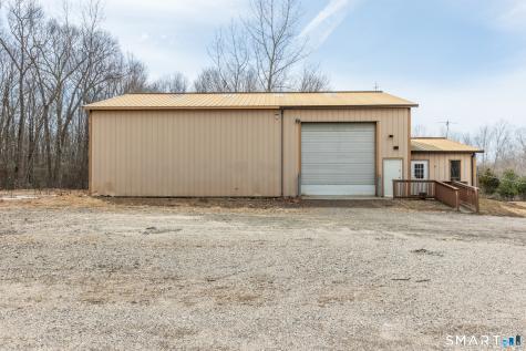 19 Colton Road East Lyme CT 06333