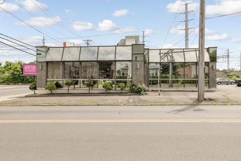 706 Campbell Avenue West Haven CT 06516