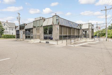 706 Campbell Avenue West Haven CT 06516