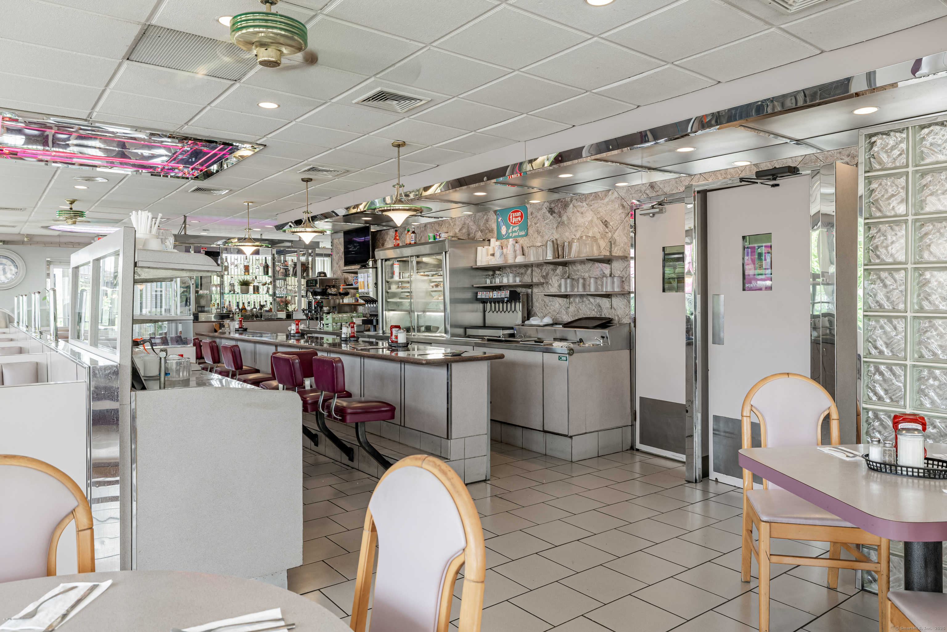 706 Campbell Avenue West Haven CT 06516