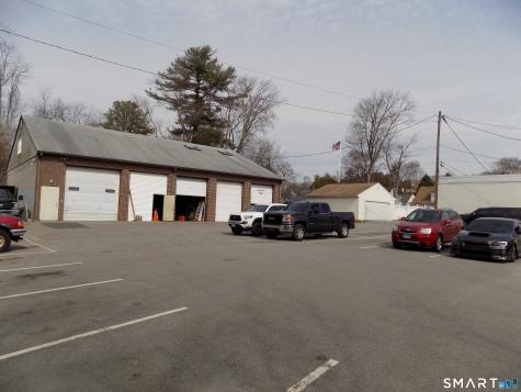 25 Collins Road Bristol CT 06010