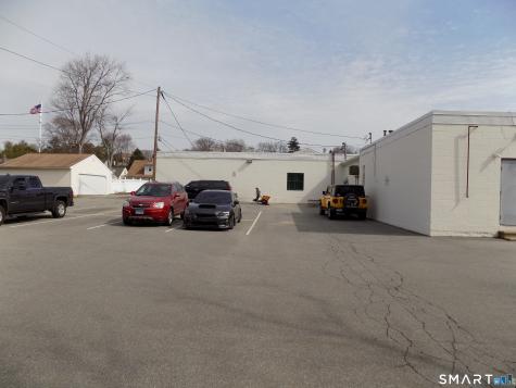 25 Collins Road Bristol CT 06010