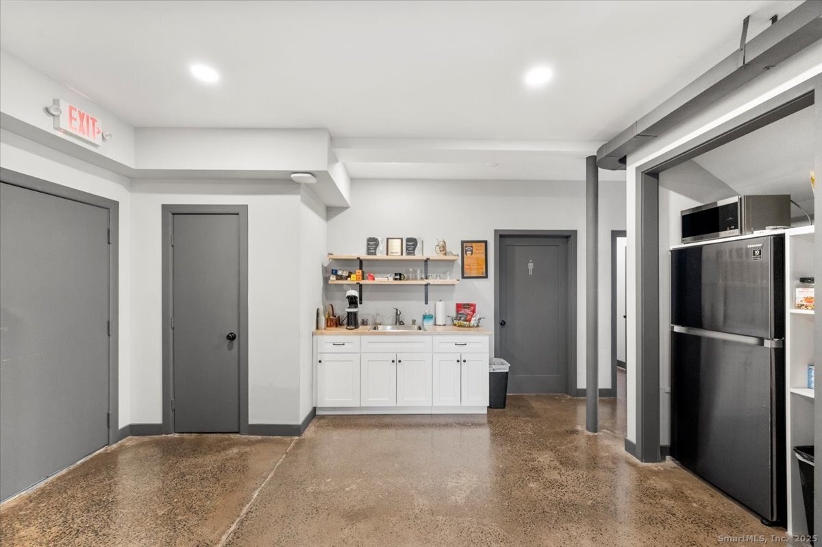 240 Chapel Road South Windsor CT 06074