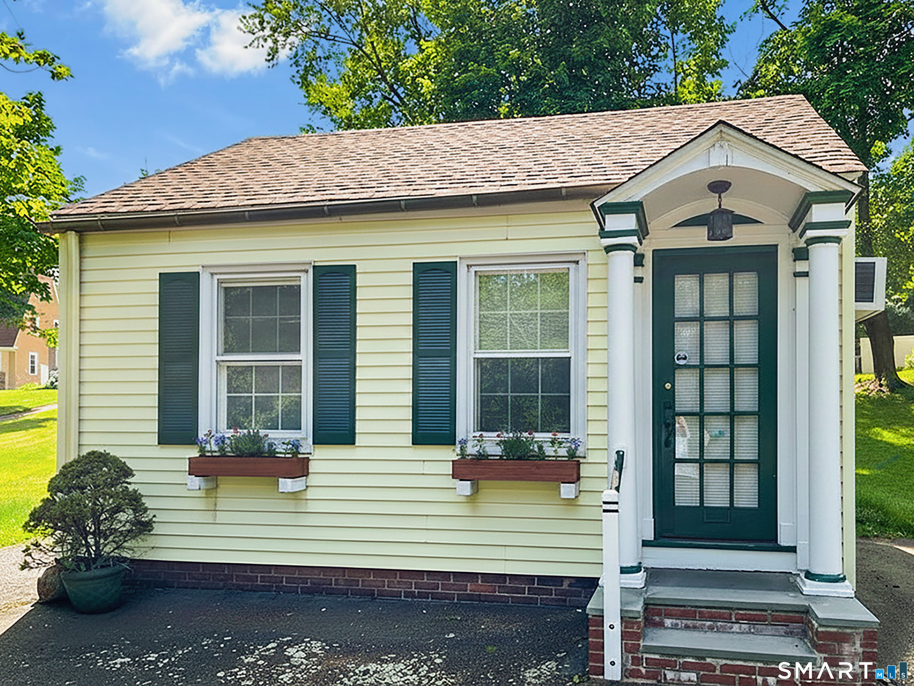 1360 Whitney Avenue Hamden CT 06517