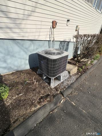 390 Middlebury Road Middlebury CT 06762