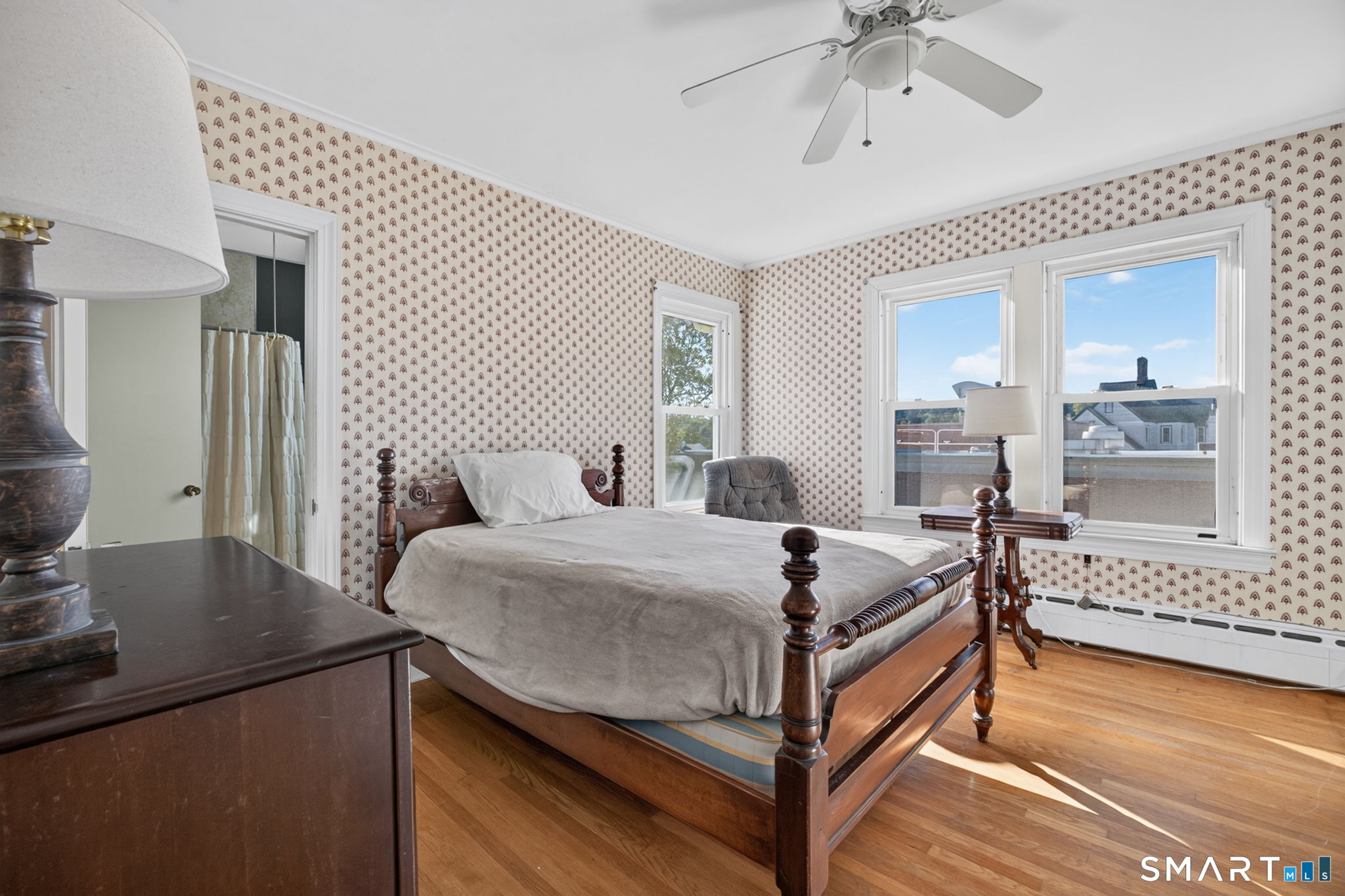 32 East Main Street Stonington CT 06378
