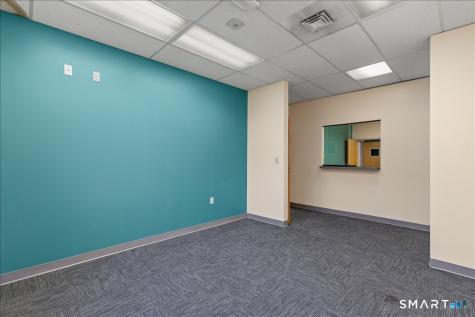 444 Foxon Road East Haven CT 06513
