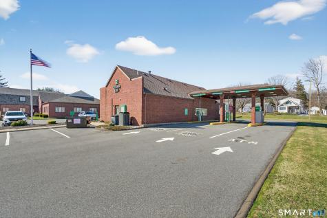 444 Foxon Road East Haven CT 06513