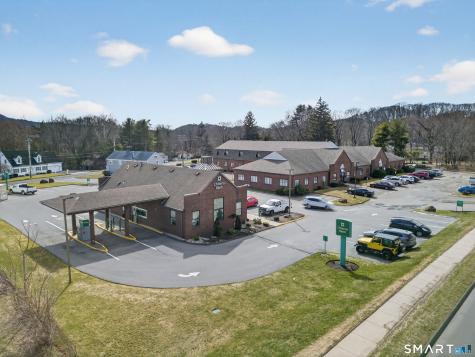 444 Foxon Road East Haven CT 06513