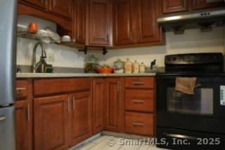 198-200 West Street Cromwell CT 06416