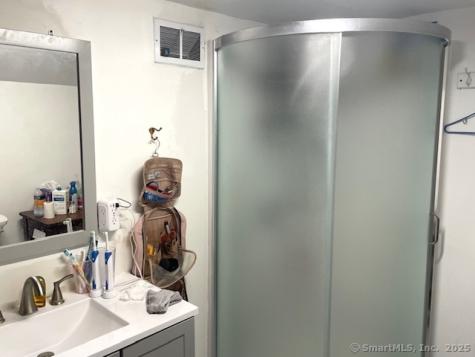 198-200 West Street Cromwell CT 06416