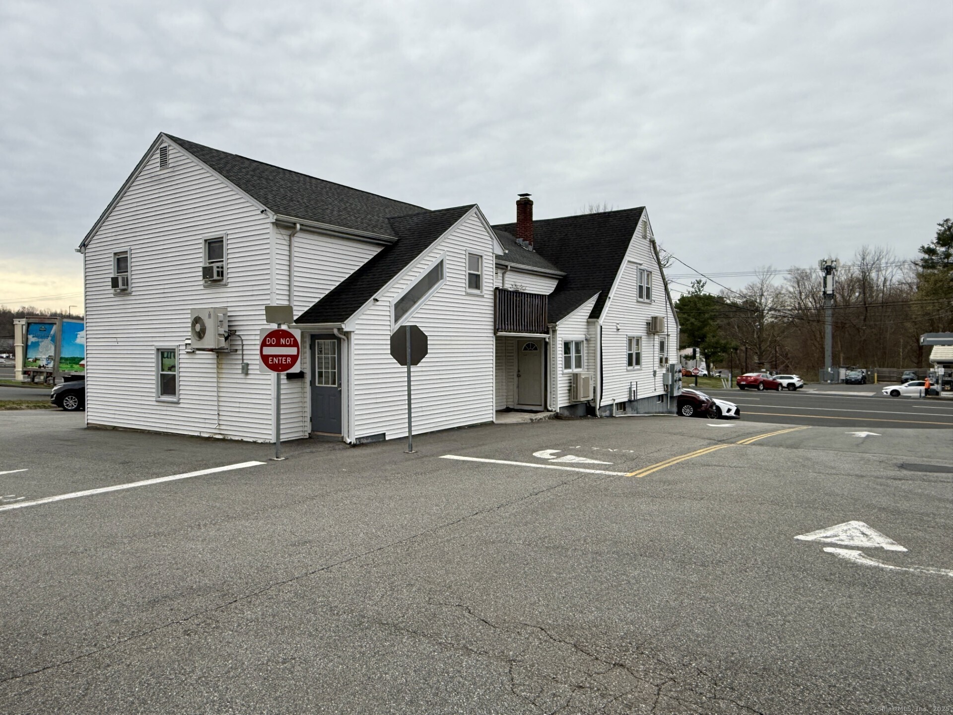 198-200 West Street Cromwell CT 06416