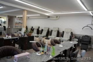 198-200 West Street Cromwell CT 06416