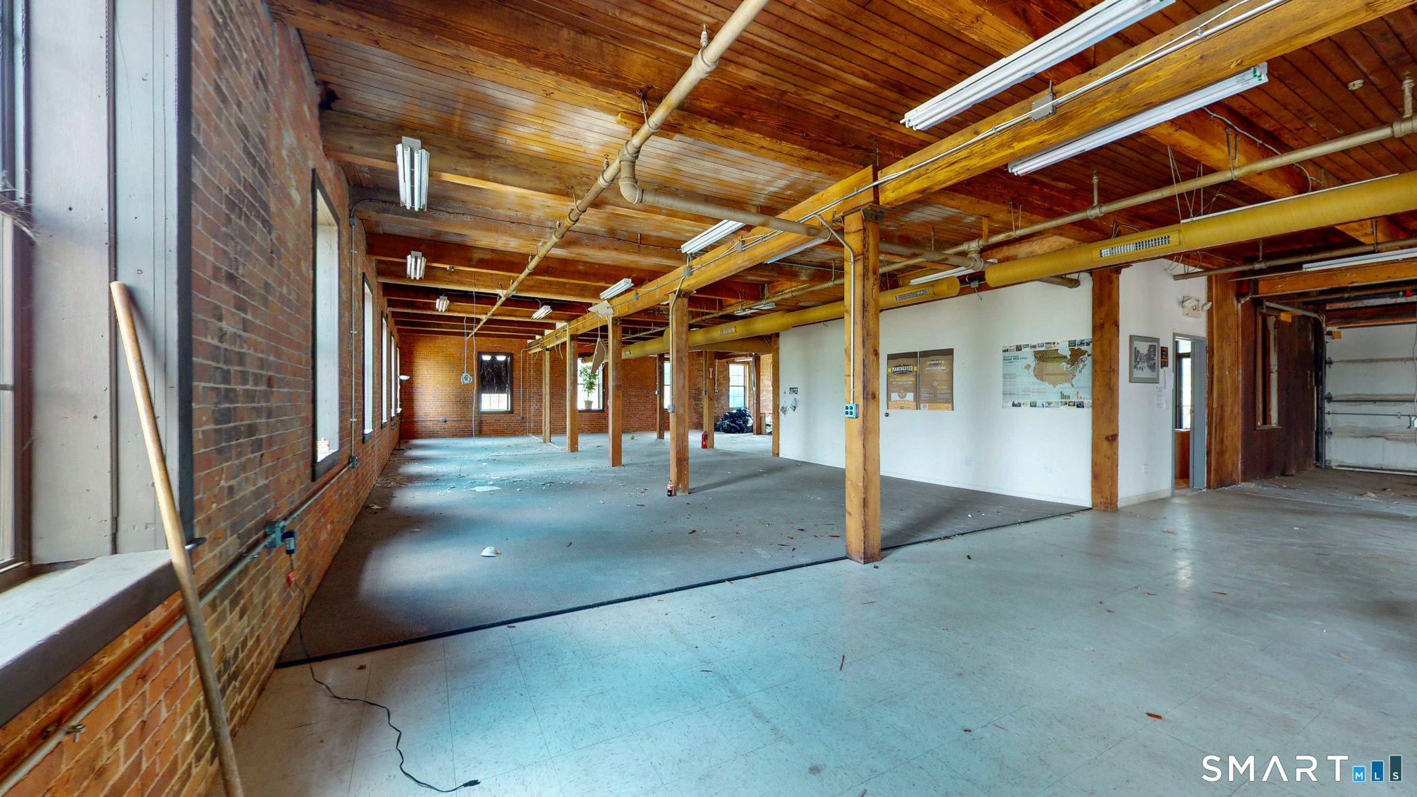 35 Oakland Street Manchester CT 06042