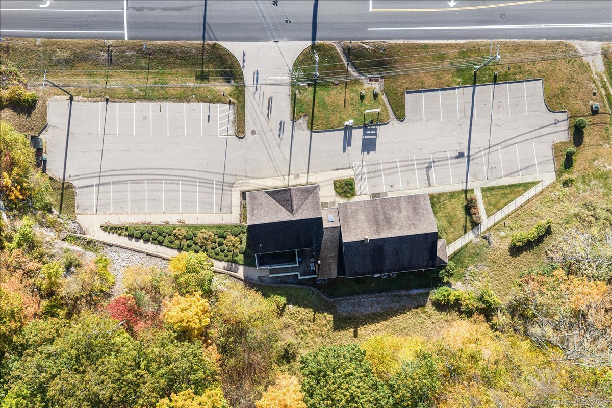620 Norwich New London Turnpike Montville CT 06382