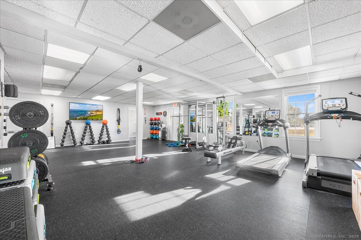 620 Norwich New London Turnpike Montville CT 06382