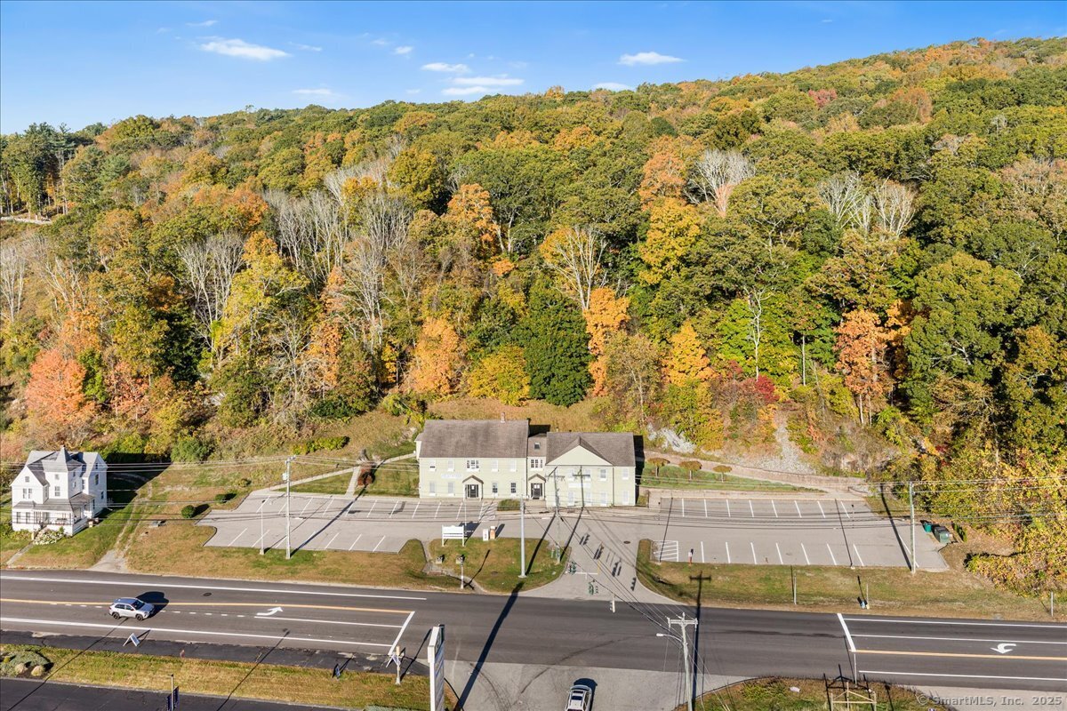 620 Norwich New London Turnpike Montville CT 06382