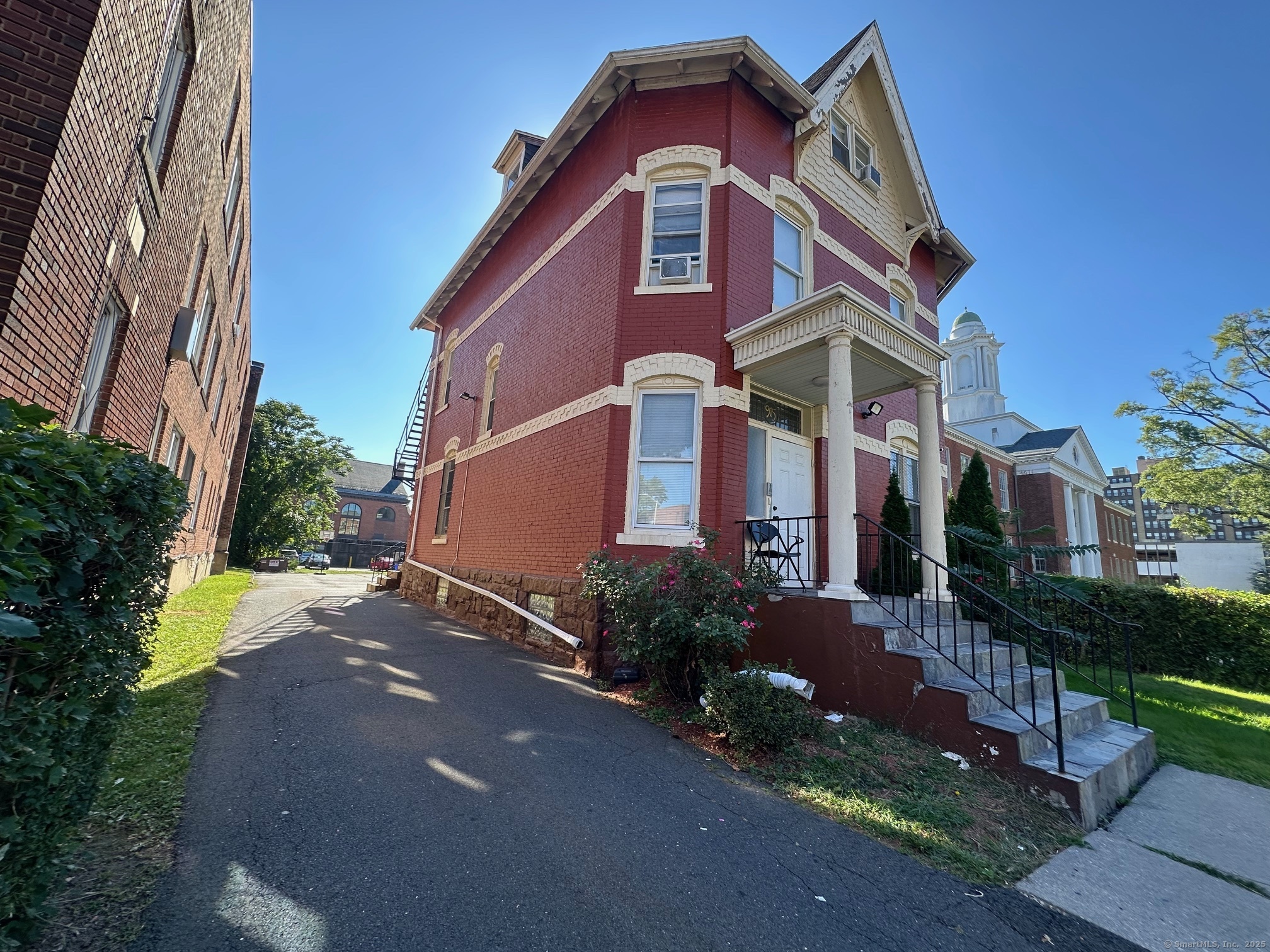 915 Asylum Avenue Hartford CT 06105