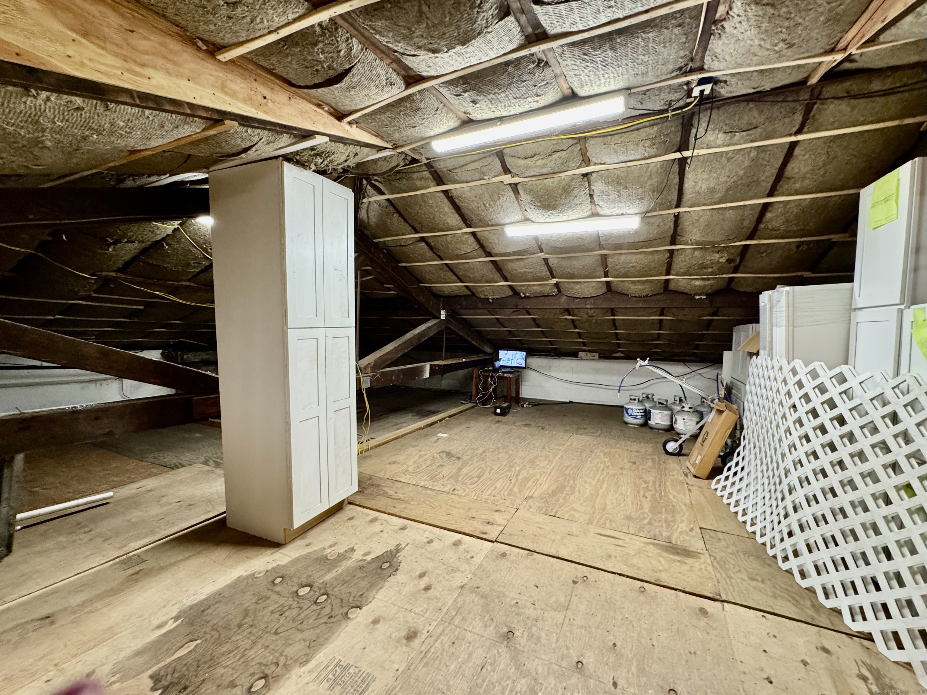 264 Vauxhall Street New London CT 06320
