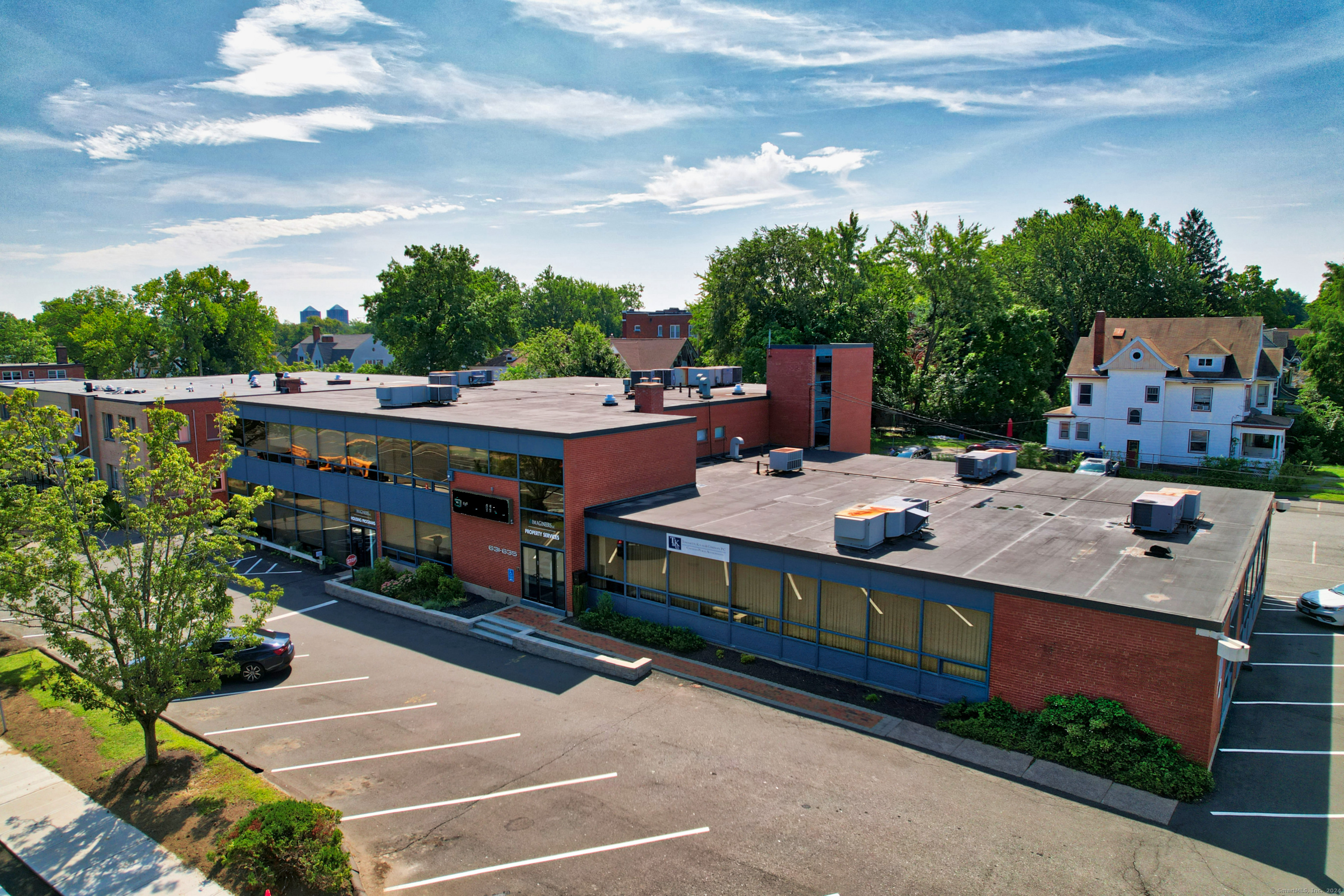 631 Farmington Avenue Hartford CT 06105