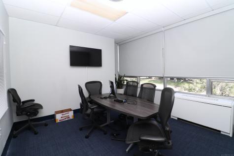 631 Farmington Avenue Hartford CT 06105