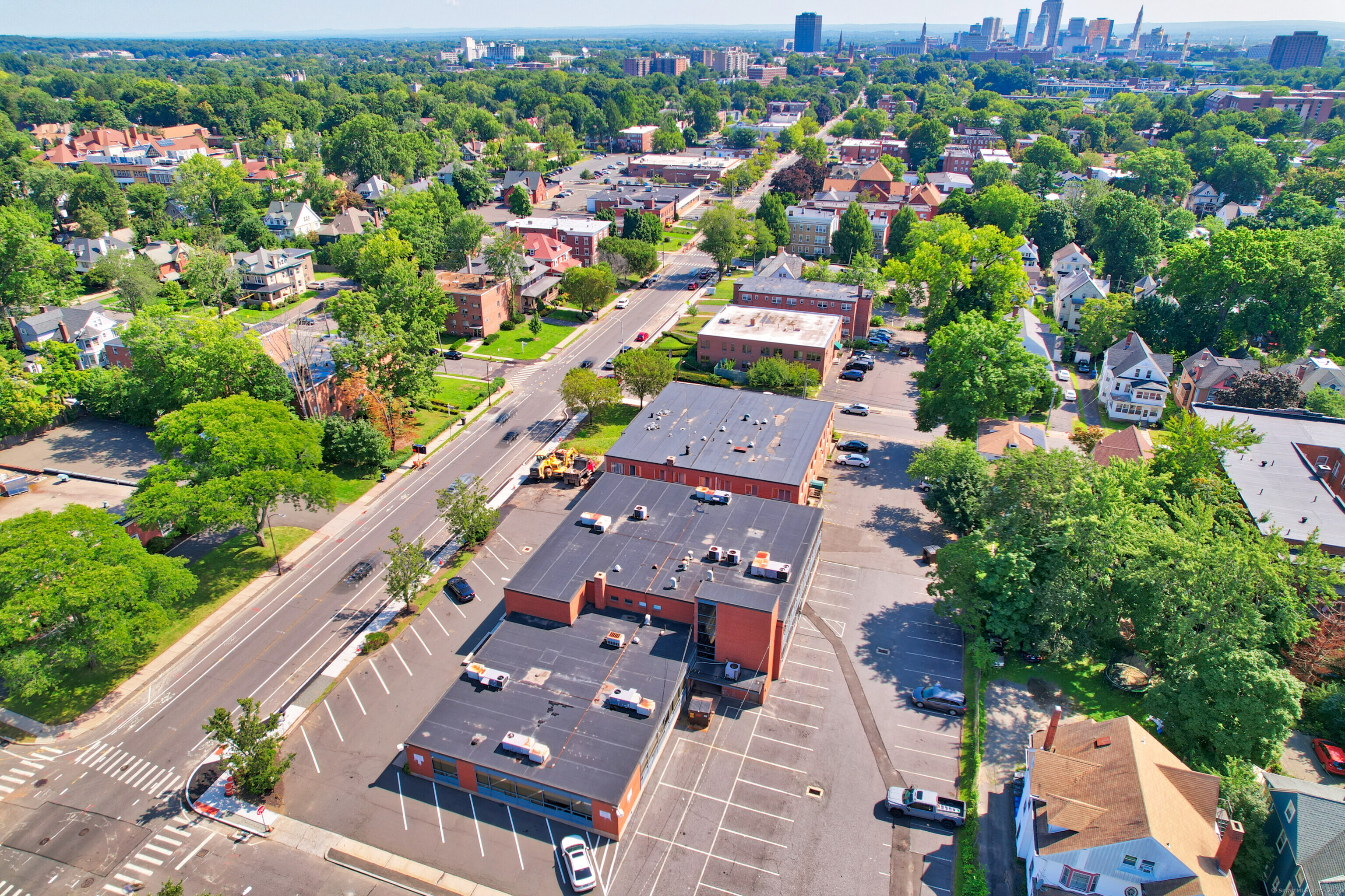 631 Farmington Avenue Hartford CT 06105