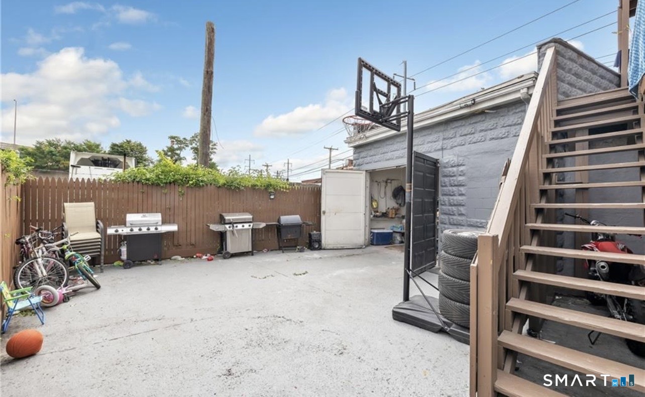 2-10 West Avenue Bridgeport CT 06604